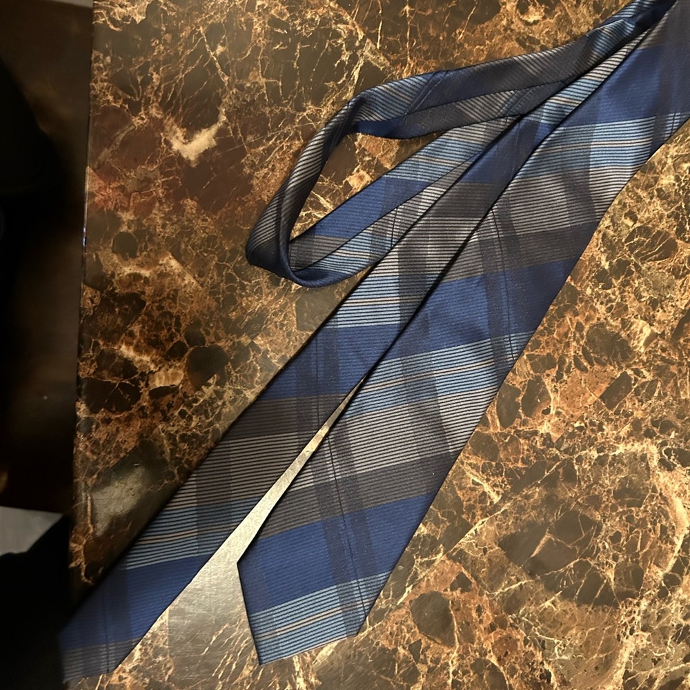 JF J.Ferrar Navy and Gray Striped Tie
